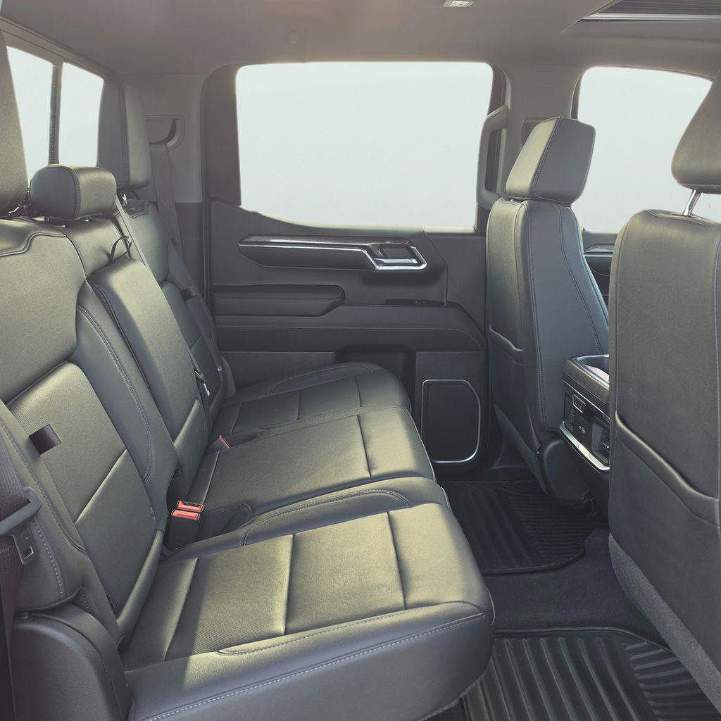 Used 2023 Chevrolet Silverado 1500 LTZ w/ LTZ Premium Texas Edition AWD/4WD image 26