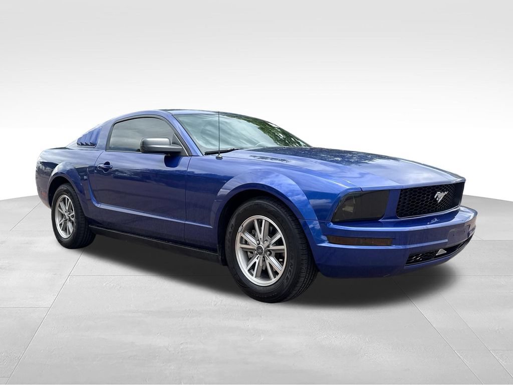 Used 2005 Ford Mustang Coupe