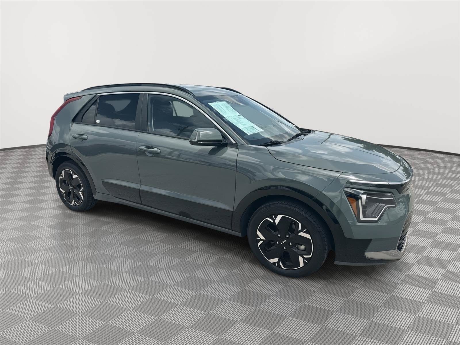 Used 2024 Kia Niro Wind FWD image 3