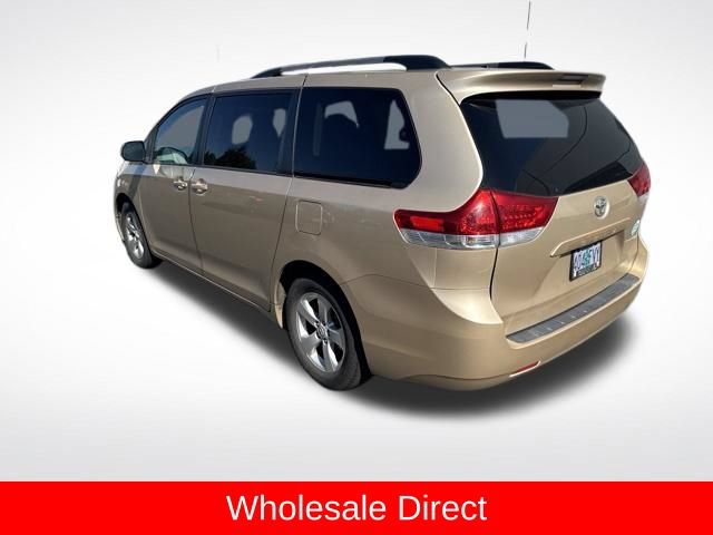 Used 2011 Toyota Sienna LE FWD image 4