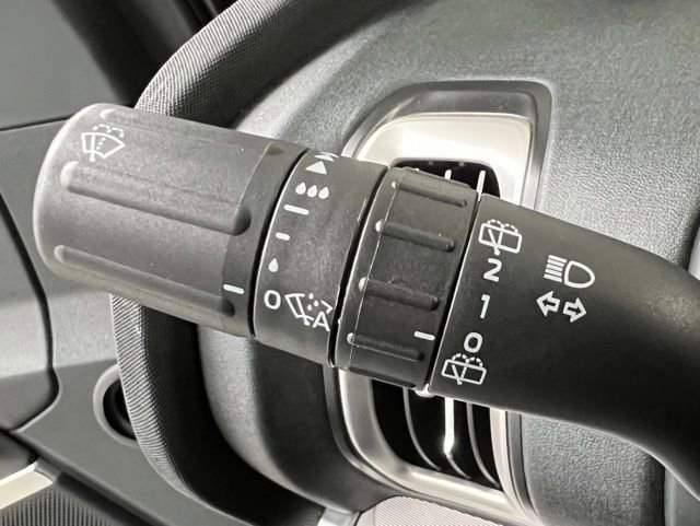 Used 2025 Ford Expedition Max Active AWD/4WD image 31