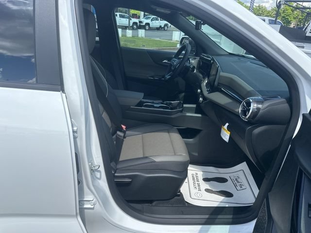 New 2026 Chevrolet Equinox LT w/ Convenience Package II FWD image 31