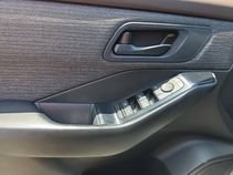 Used 2023 Nissan Rogue S FWD image 19