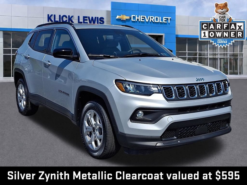 Used 2025 Jeep Compass Latitude AWD/4WD image 1