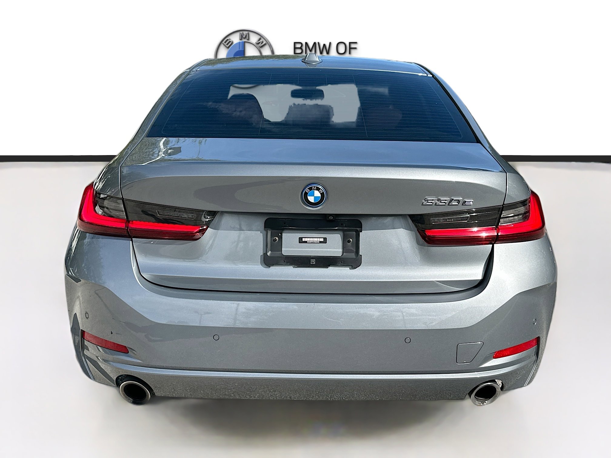 Certified 2023 BMW 330e w/ Driving Assistance Package image 6