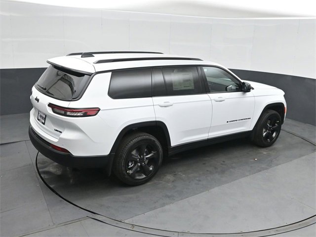 New 2025 Jeep Grand Cherokee L Limited w/ Black Appearance Package image 34