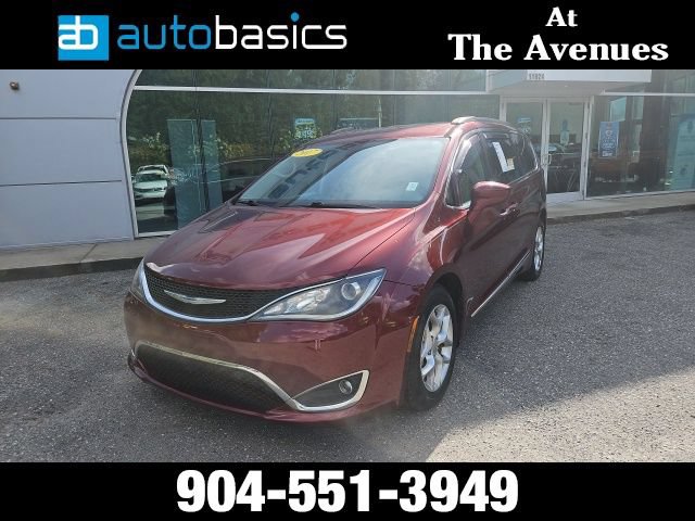 Used 2017 Chrysler Pacifica Touring-L w/ Tire & Wheel Group