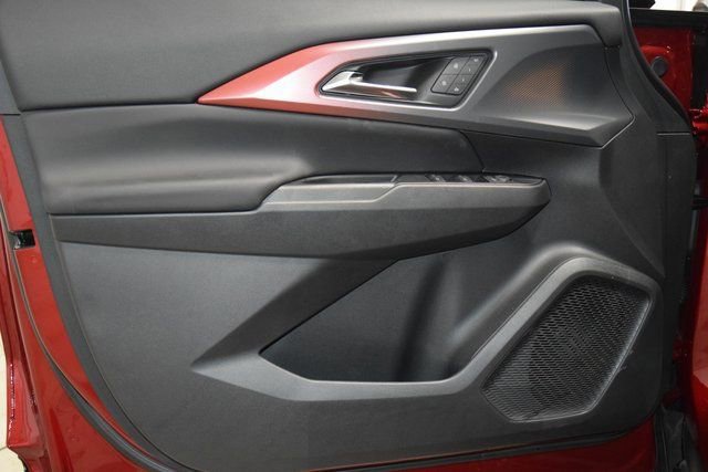 New 2025 Chevrolet Equinox EV RS w/ Convenience Package II image 46