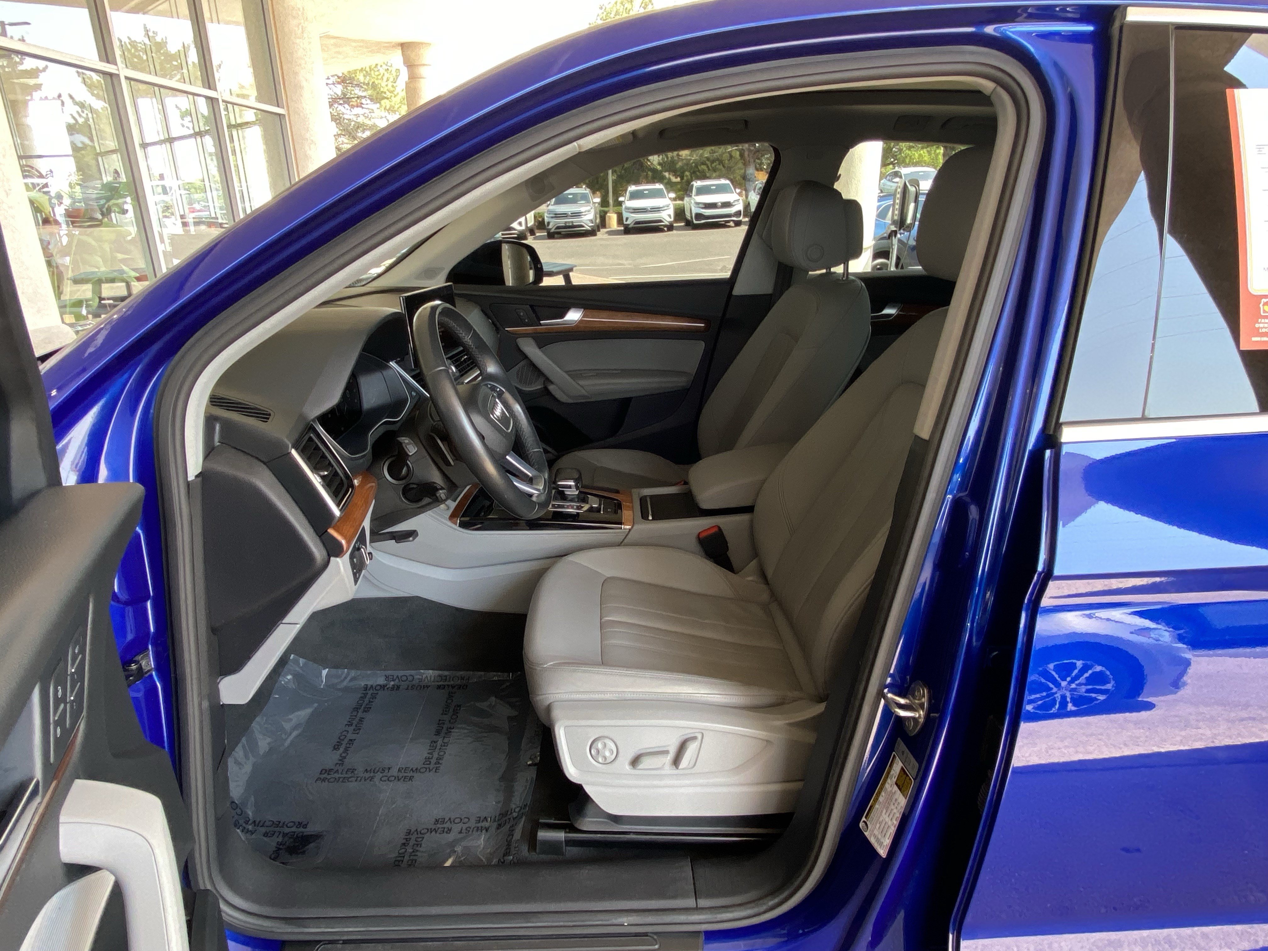 Used 2021 Audi Q5 e Premium Plus w/ Premium Plus Package AWD/4WD image 39