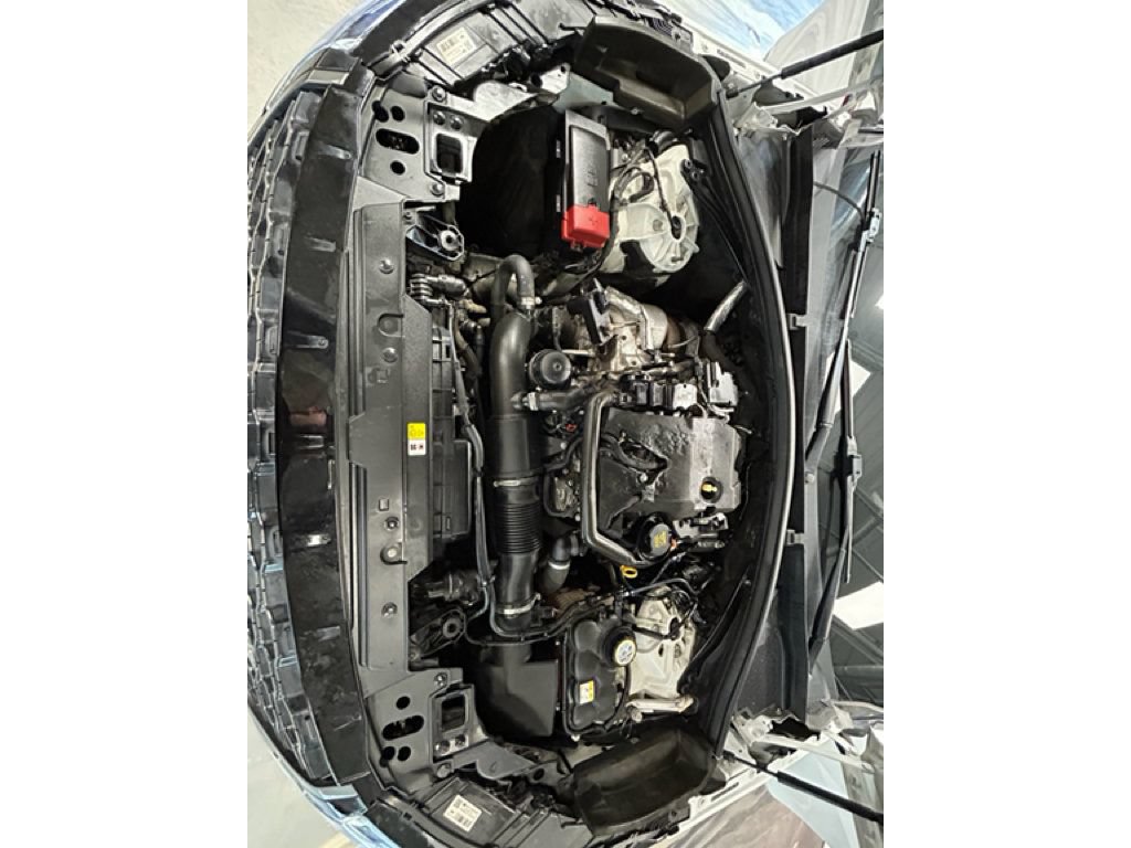 Used 2018 Land Rover Range Rover Velar R-Dynamic SE AWD/4WD image 58