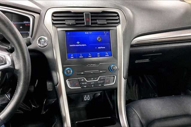Used 2020 Ford Fusion SEL FWD image 4