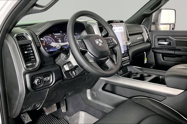 New 2026 RAM 2500 Laramie AWD/4WD image 8