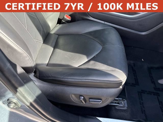 Used 2021 Toyota Highlander Platinum image 10