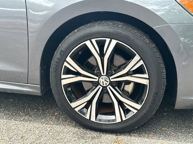 Used 2021 Volkswagen Passat 2.0T SE image 28