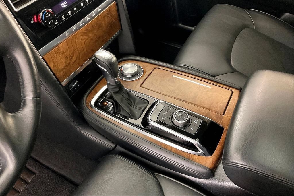 Used 2023 Nissan Armada SL w/ Captain's Chairs Package AWD/4WD image 17