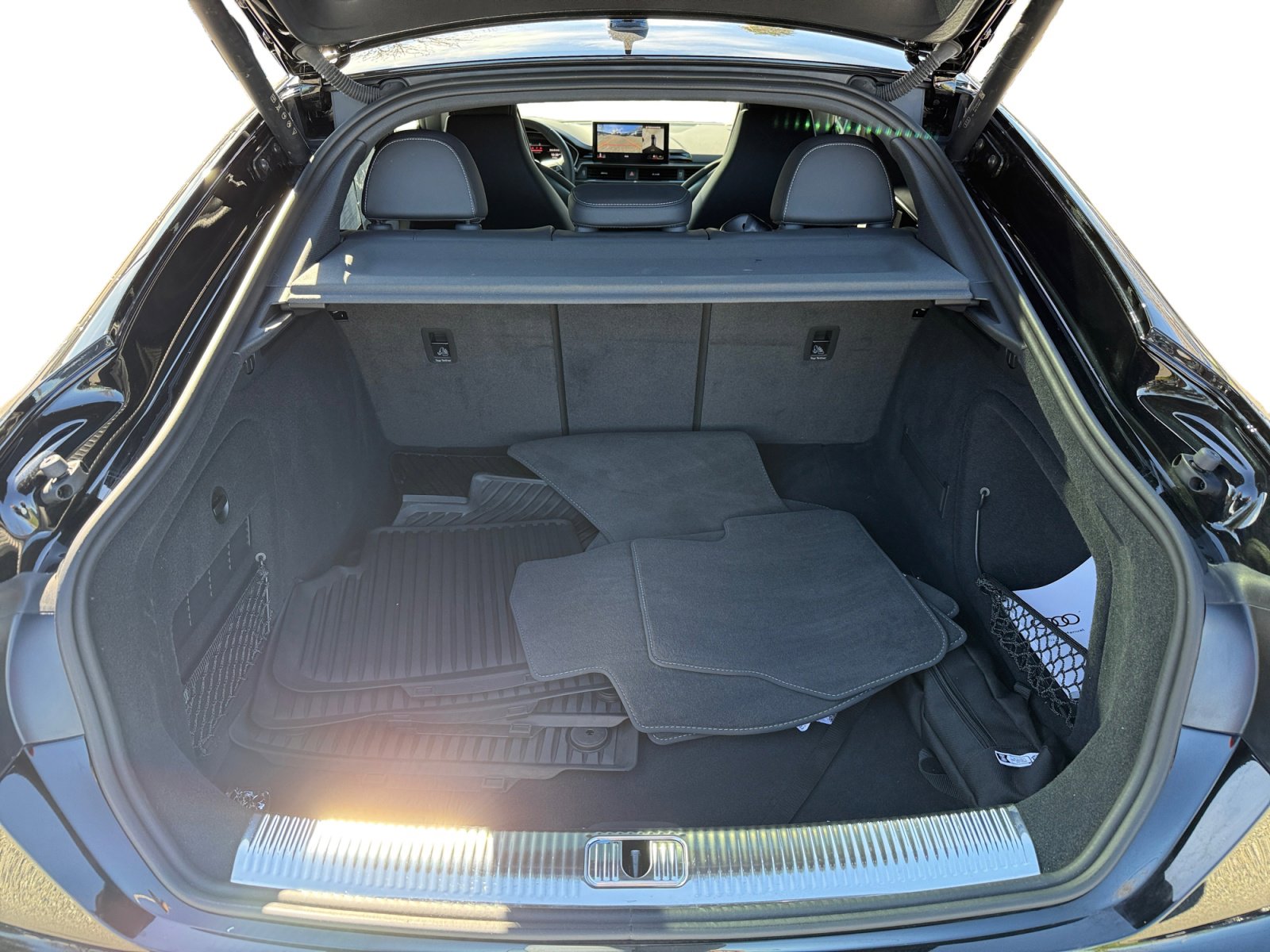 Used 2024 Audi S5 Premium Plus w/ Premium Plus Package image 17