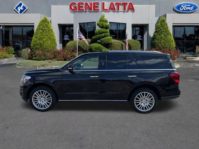 Used 2024 Ford Expedition Limited image 3