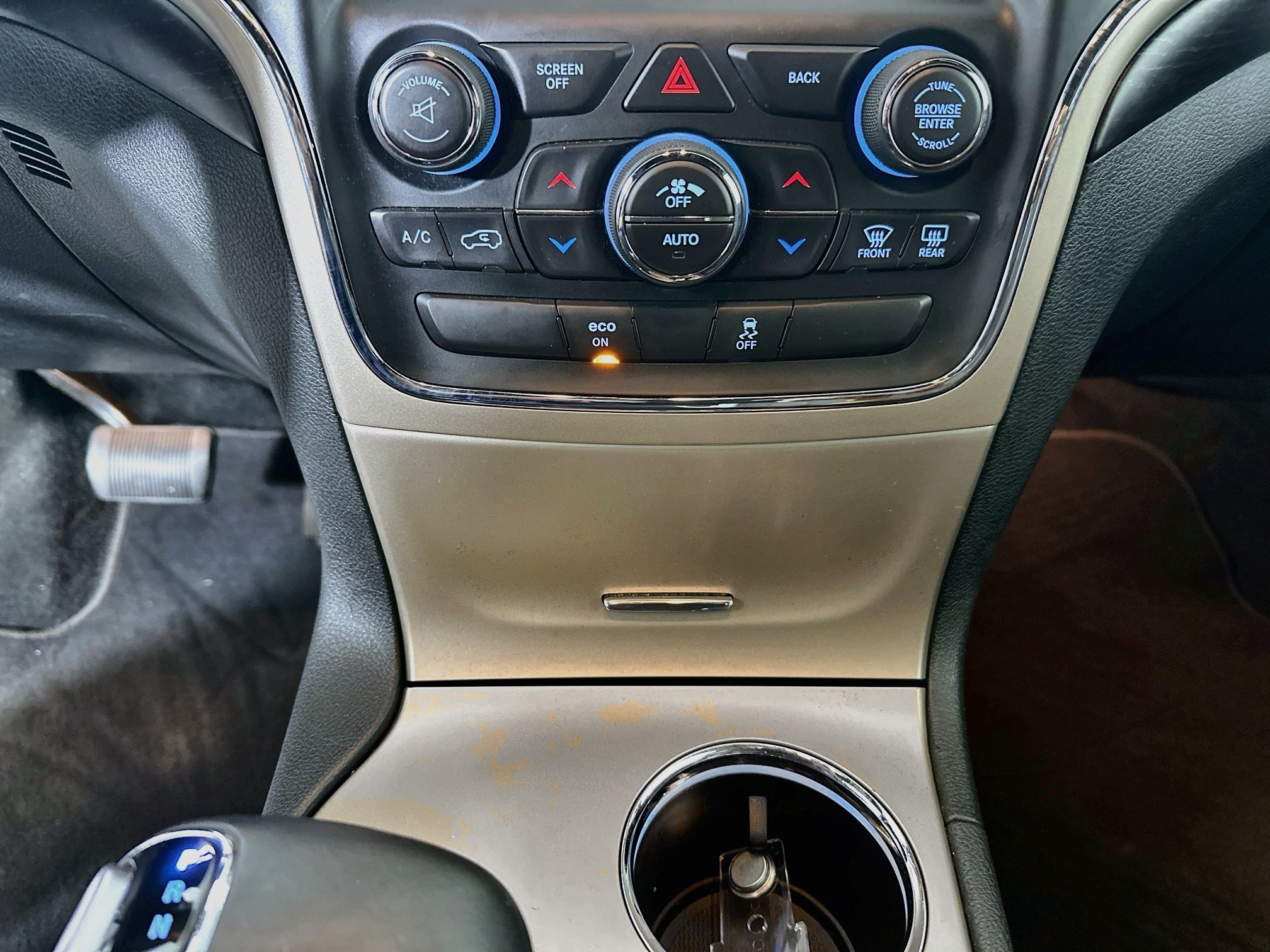 Used 2014 Jeep Grand Cherokee Laredo w/ Security & Convenience Group RWD image 23
