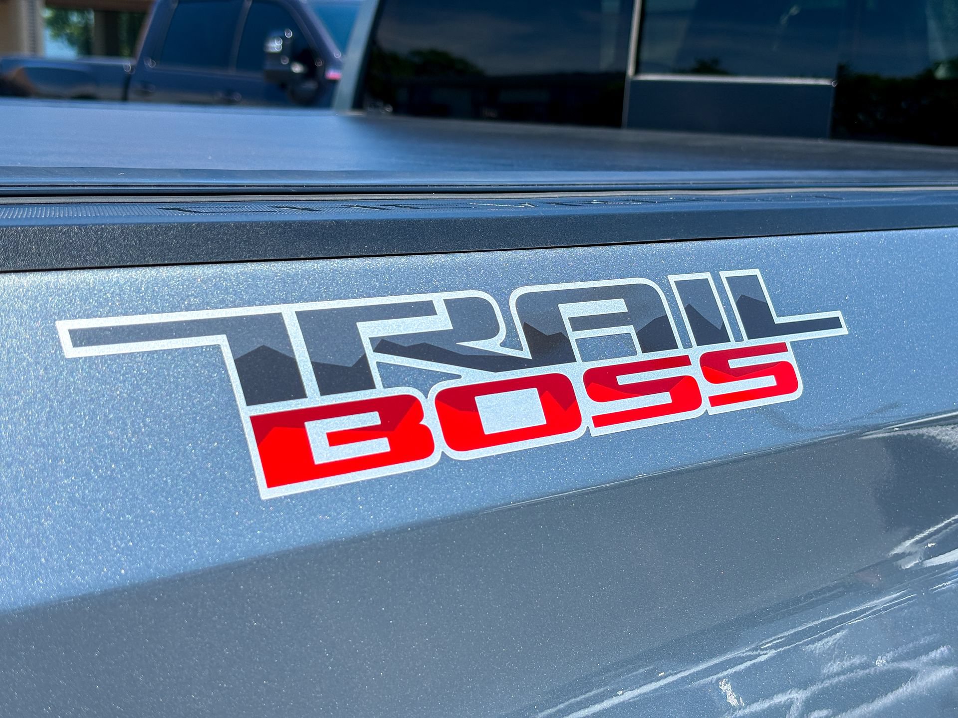 Used 2025 Chevrolet Silverado 1500 LT Trail Boss w/ LT Trail Boss Premium Package AWD/4WD image 19