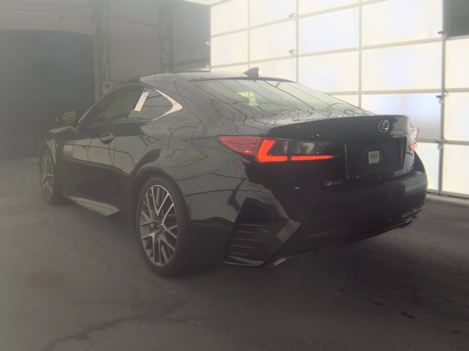 Used 2017 Lexus RC 200t F Sport RWD image 2