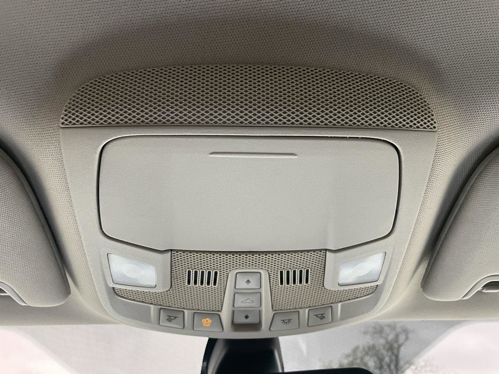 Used 2019 Ford Fusion SEL FWD image 28