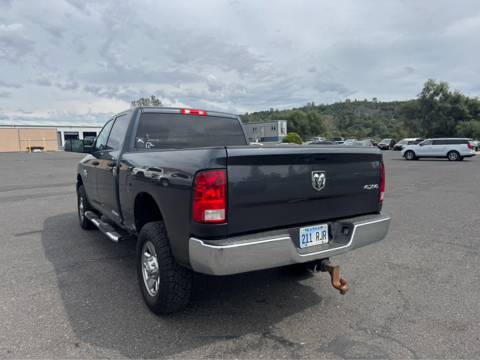 Used 2018 RAM 2500 Tradesman w/ Chrome Appearance Group AWD/4WD image 7