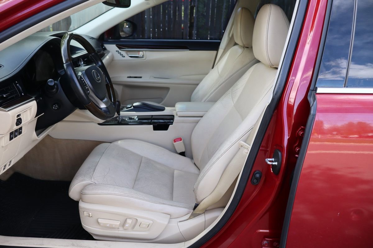 Used 2014 Lexus ES 350 image 19