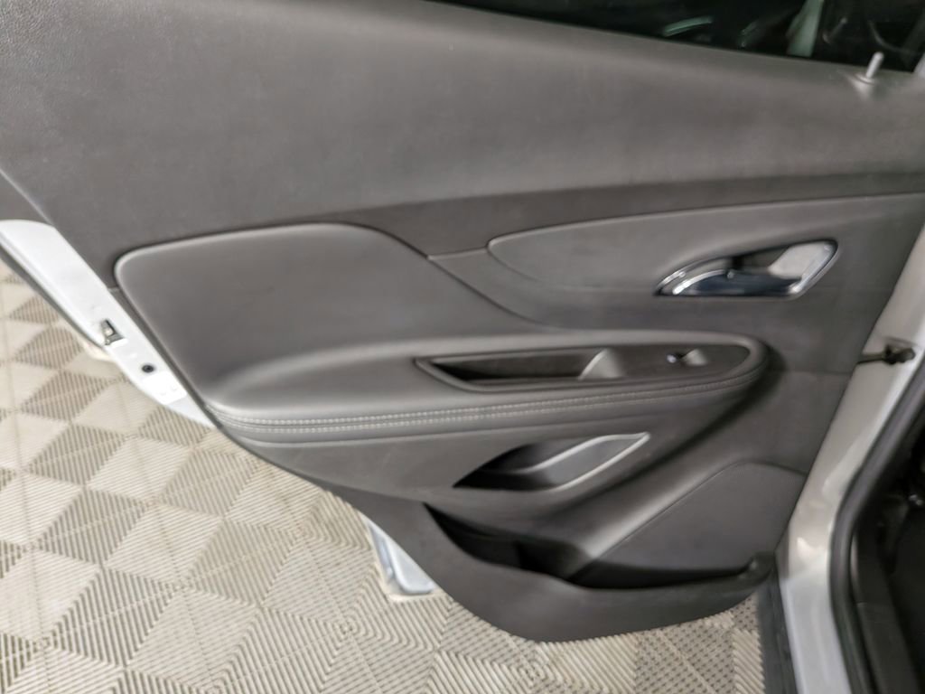 Certified 2022 Buick Encore Preferred w/ Safety Package image 31