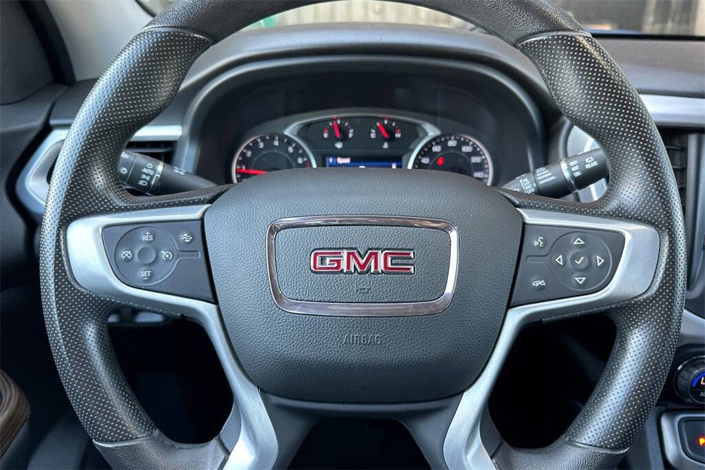 Used 2022 GMC Acadia SLE image 24