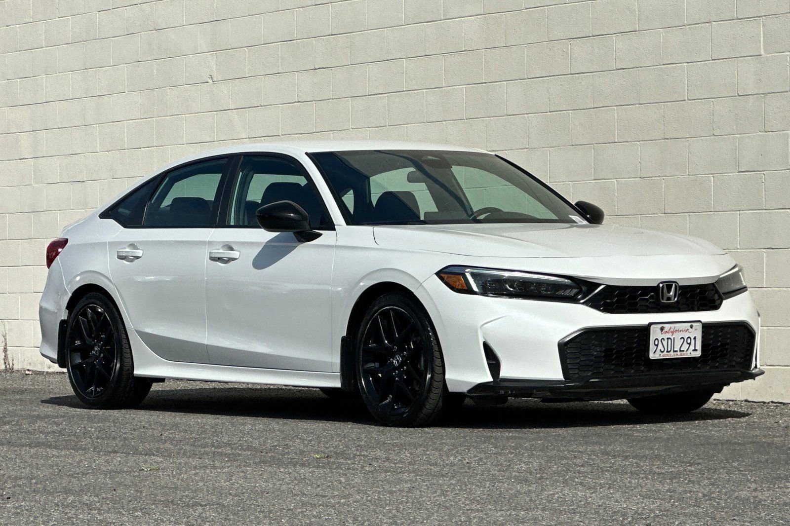 Used 2025 Honda Civic Sport image 2