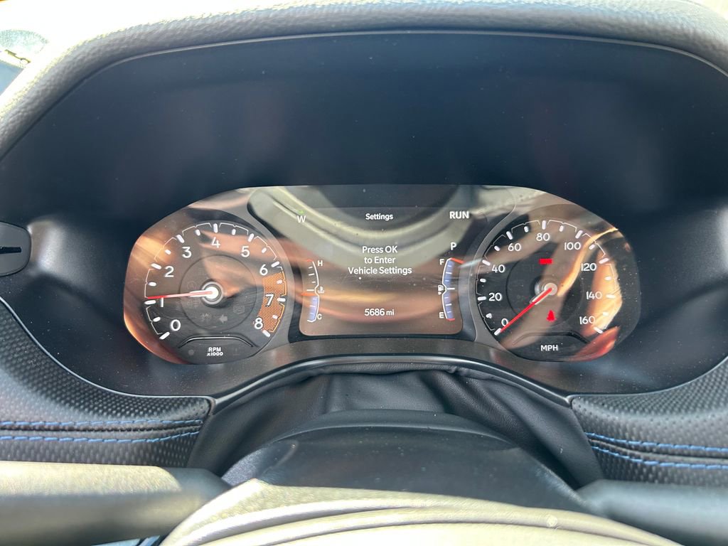 Used 2025 Jeep Compass Latitude w/ Altitude Special Edition AWD/4WD image 11