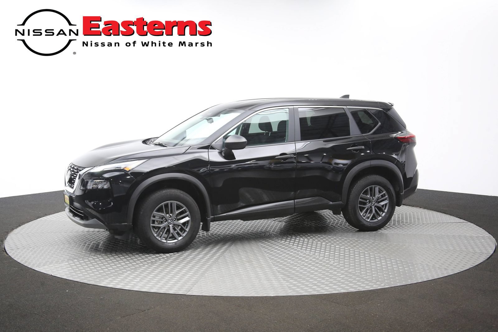 Used 2023 Nissan Rogue S FWD image 57