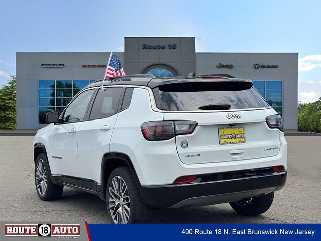 Used 2024 Jeep Compass Limited w/ Elite Group AWD/4WD image 3