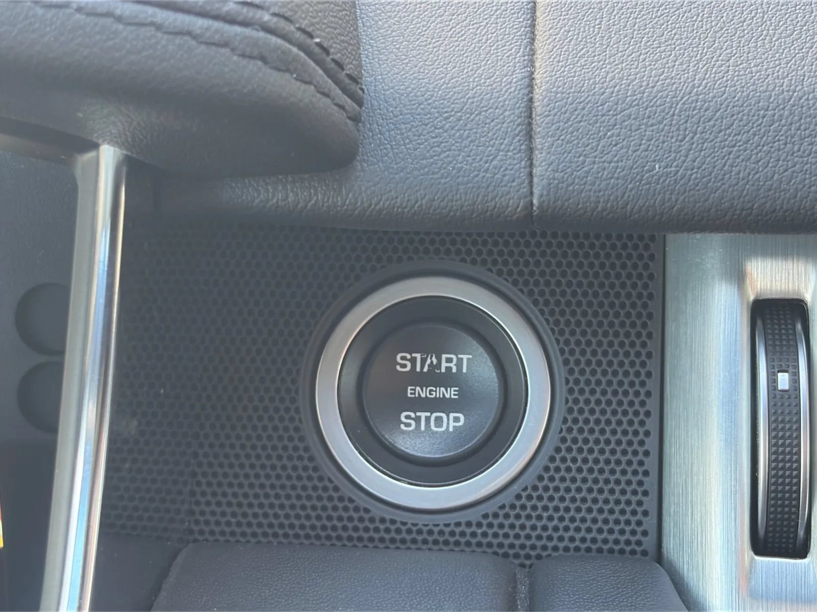 Used 2018 Land Rover Range Rover Supercharged AWD/4WD image 26