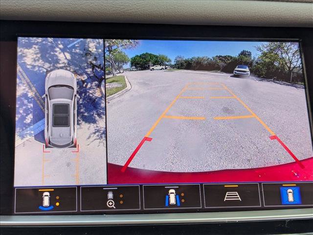 Used 2024 Cadillac XT5 Premium Luxury w/ Technology Package image 8