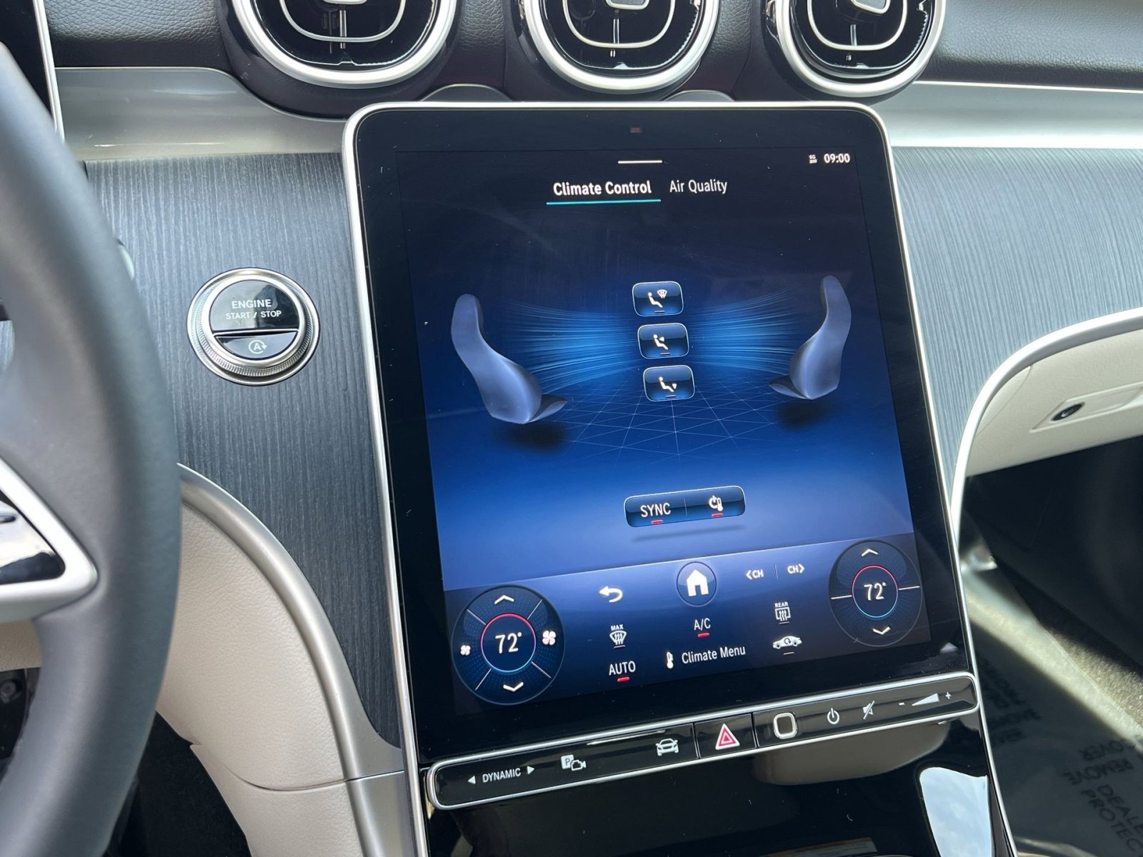 New 2025 Mercedes-Benz C 300 4MATIC Sedan image 19