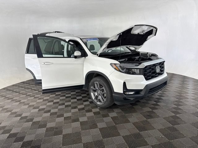 Certified 2023 Honda Passport EX-L image 13