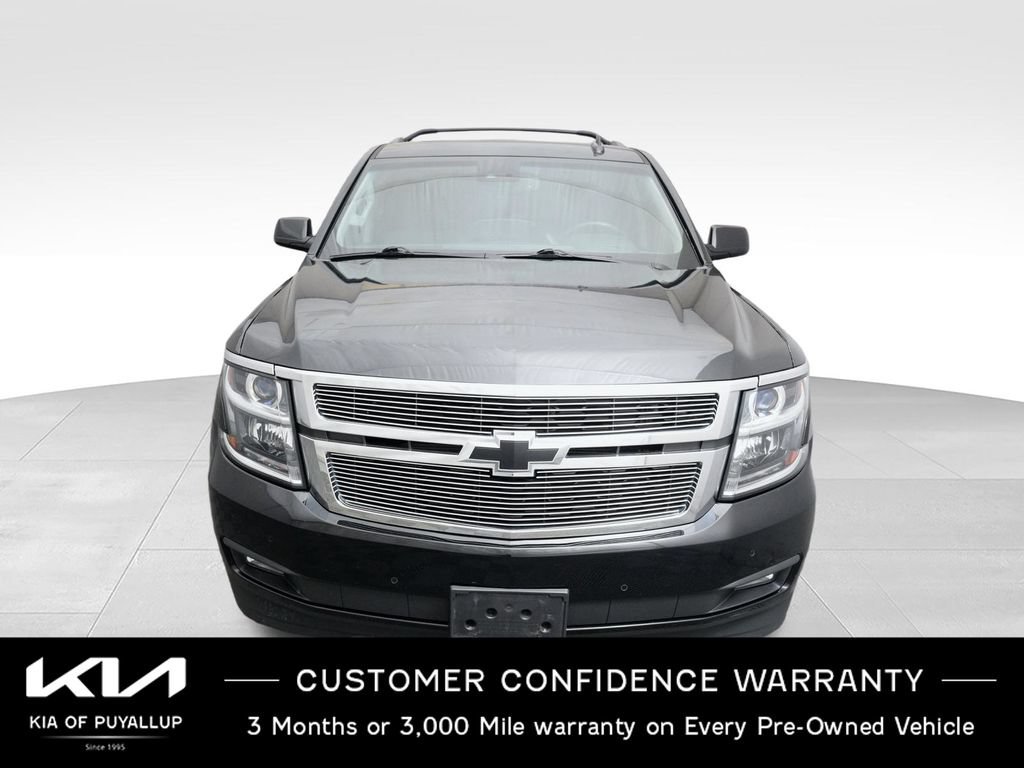 Used 2017 Chevrolet Tahoe LT w/ Luxury Package AWD/4WD image 2