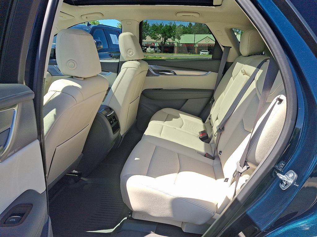 New 2026 Cadillac XT5 Premium Luxury w/ Driver Assist Package AWD/4WD image 5