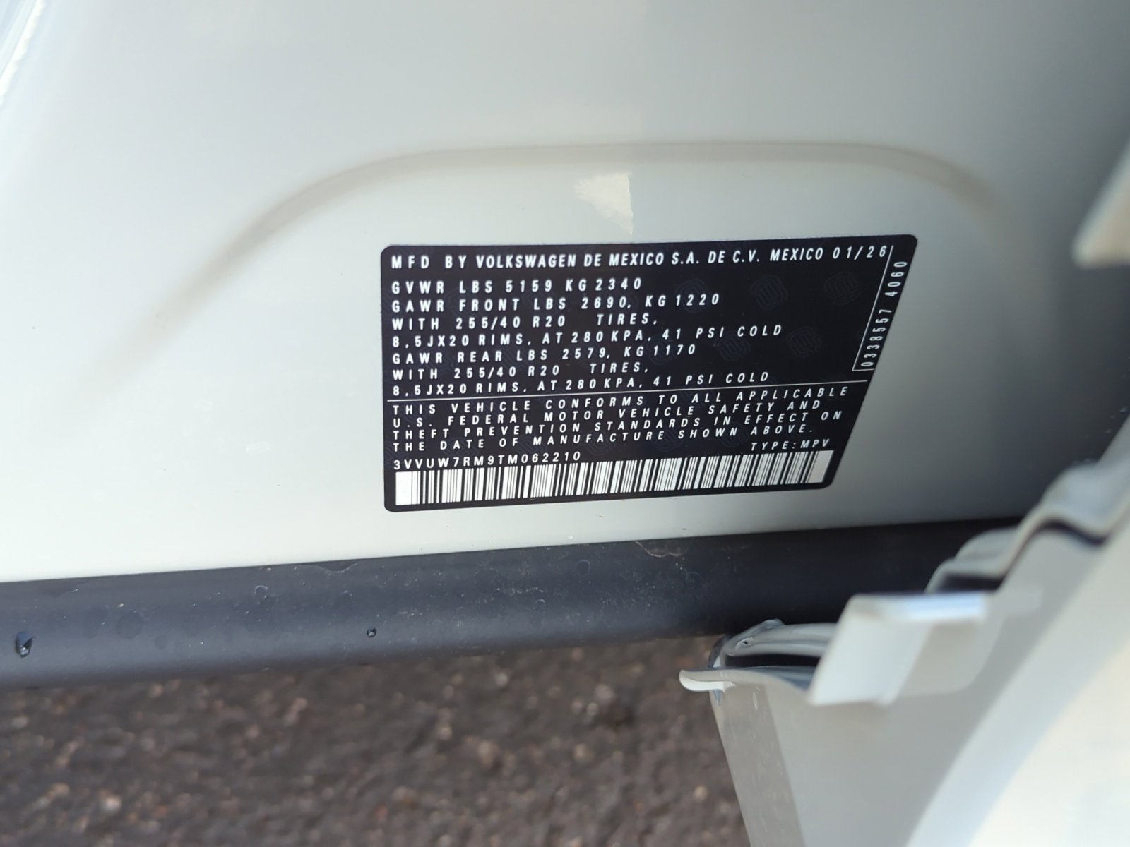 New 2026 Volkswagen Tiguan SEL R-Line image 24