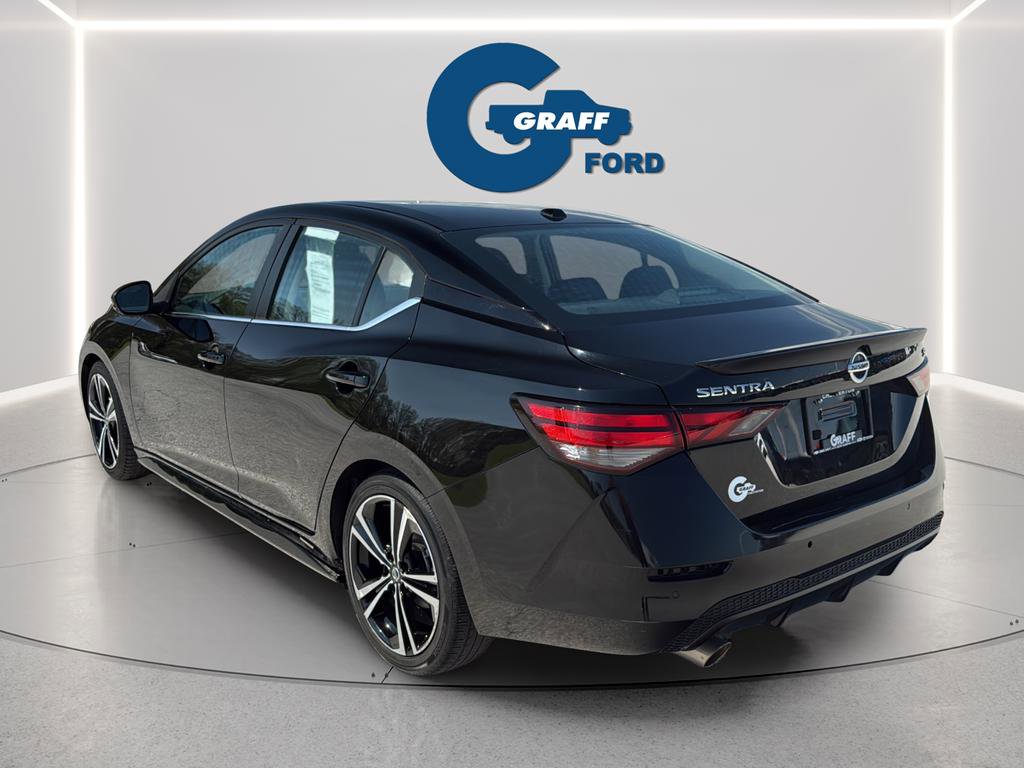 Used 2022 Nissan Sentra SR w/ SR Premium Package FWD image 5