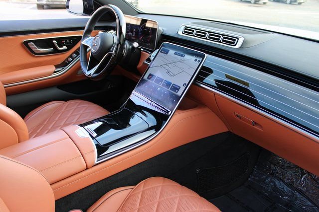 Used 2024 Mercedes-Benz S 580 4MATIC Sedan image 14