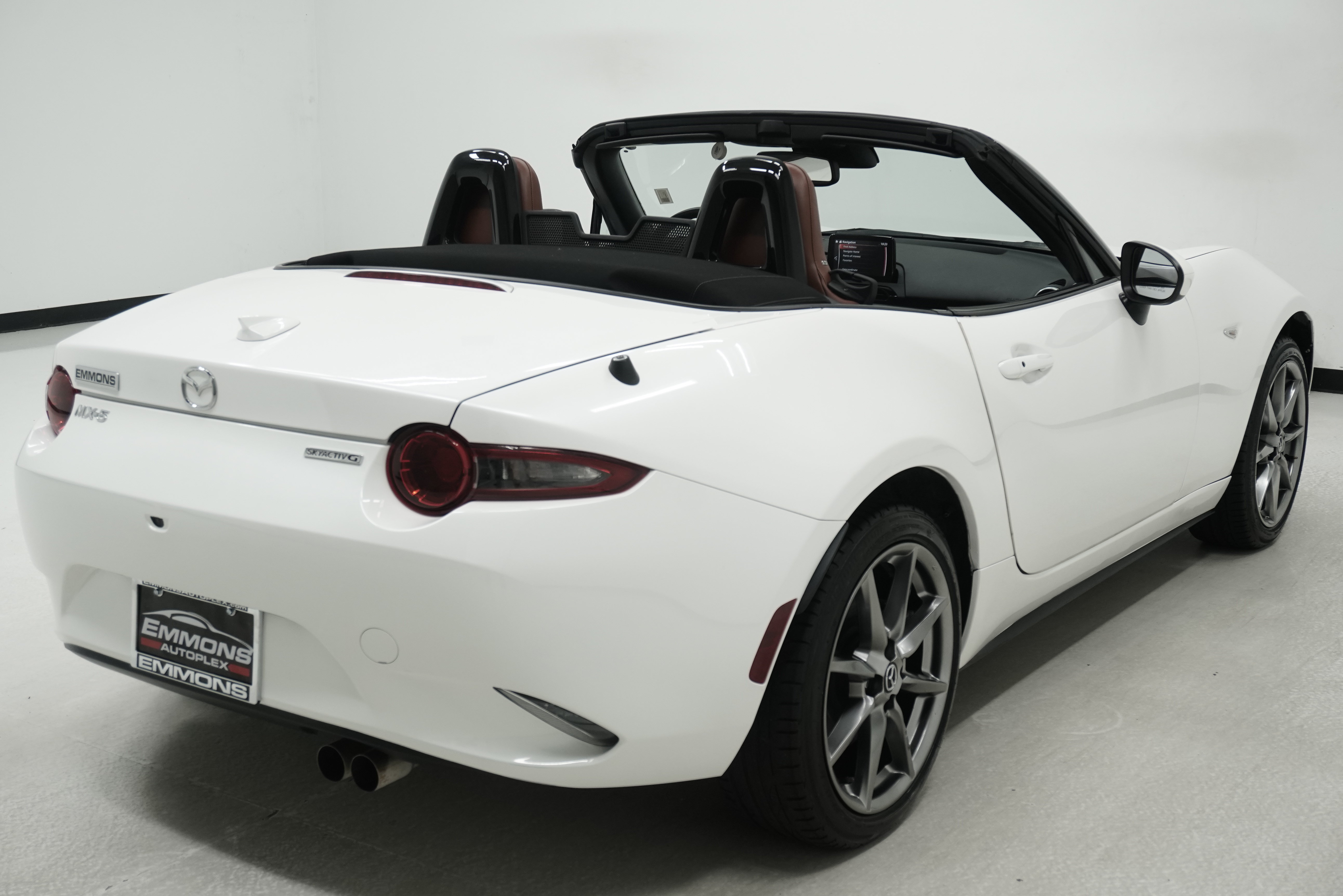 Used 2022 MAZDA MX-5 Miata Grand Touring RWD image 10