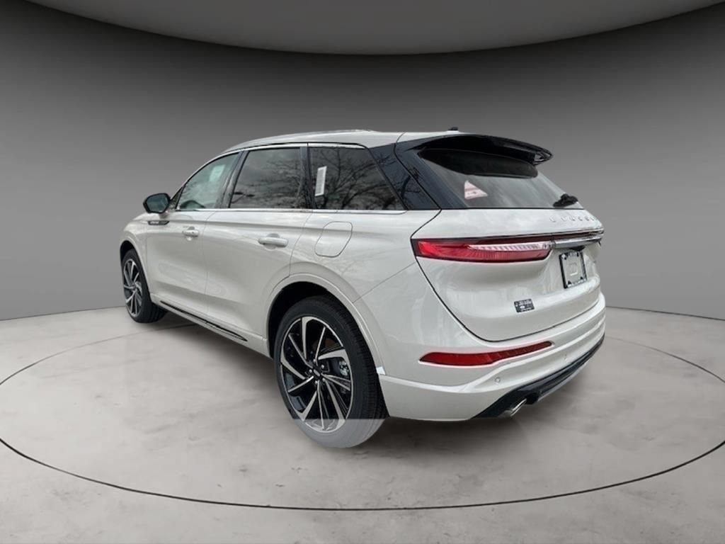 New 2024 Lincoln Corsair Grand Touring w/ Equipment Group 301A AWD/4WD image 7