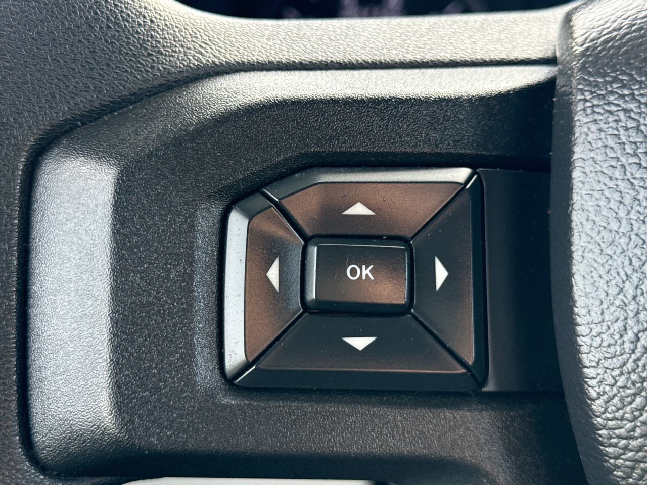 Used 2022 Ford F250 XL image 28