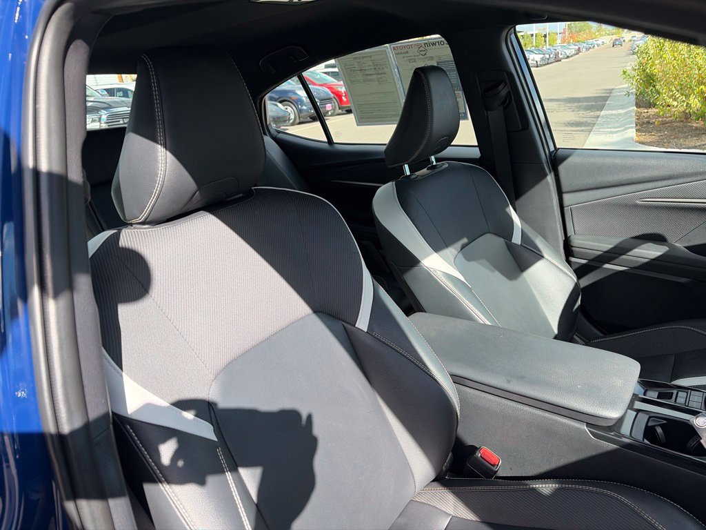 Used 2025 Toyota Camry SE FWD image 13