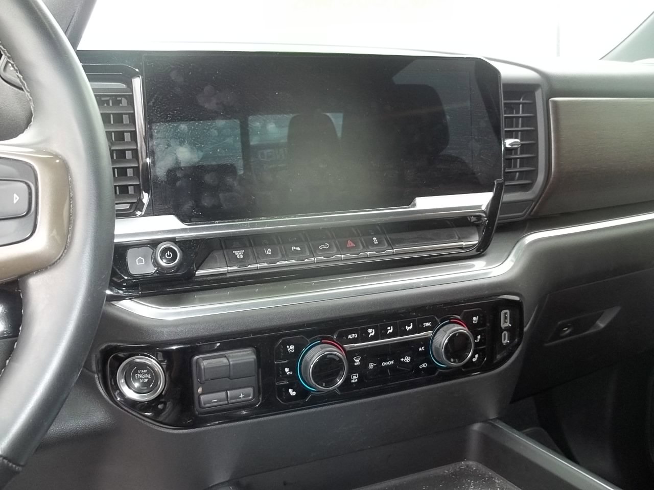 Used 2024 Chevrolet Silverado 2500 High Country w/ High Country Premium Package image 8