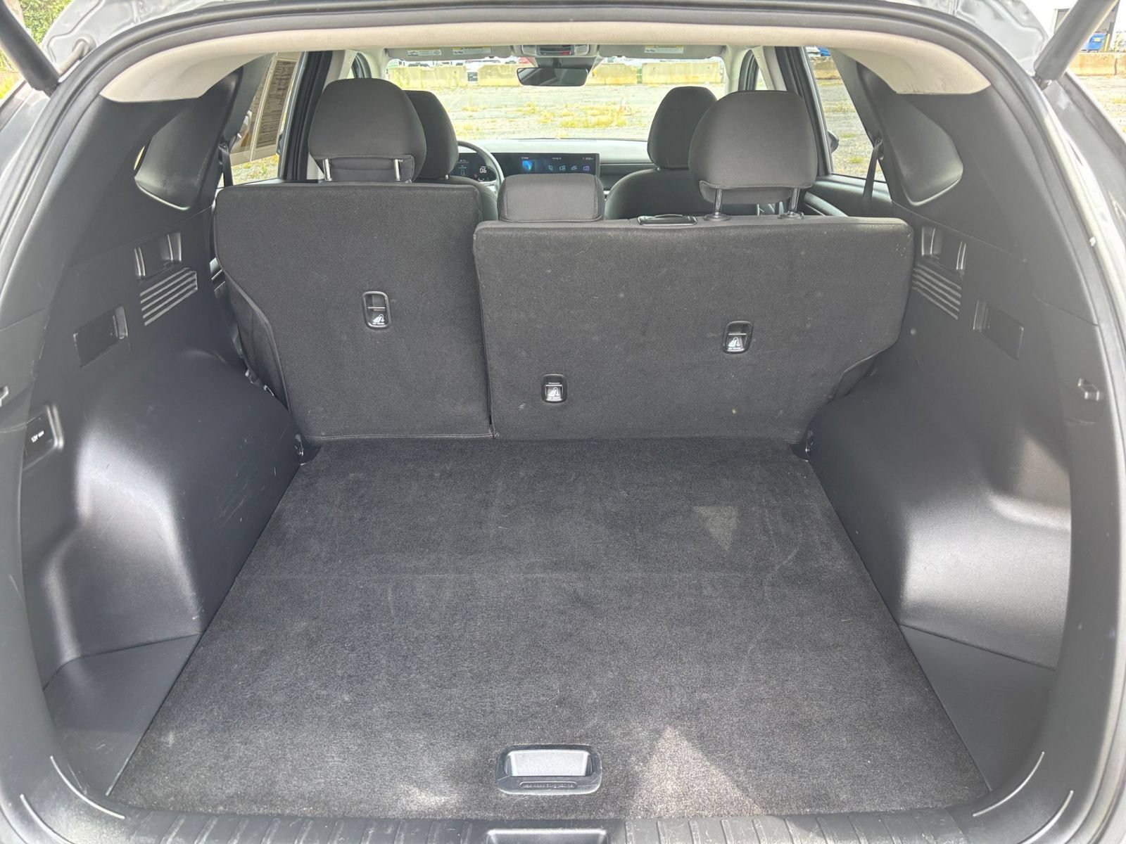 Used 2025 Hyundai Tucson SEL FWD image 30