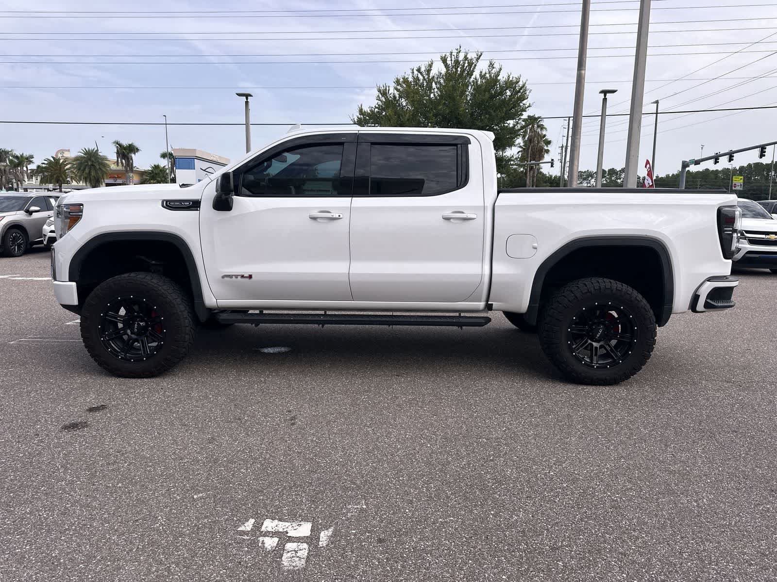 Used 2019 GMC Sierra 1500 AT4 w/ AT4 Premium Package AWD/4WD image 3