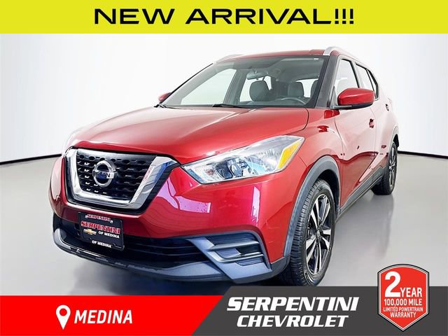 Used 2019 Nissan Kicks SV image 1